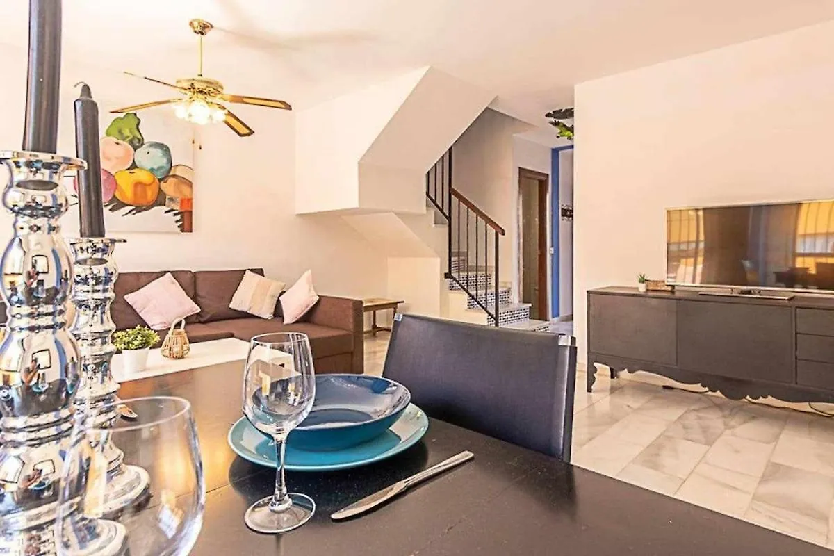 797 Holiday Rentals - Adosado Para 6 A 1 Min De La Playa Carihuela Torremolinos