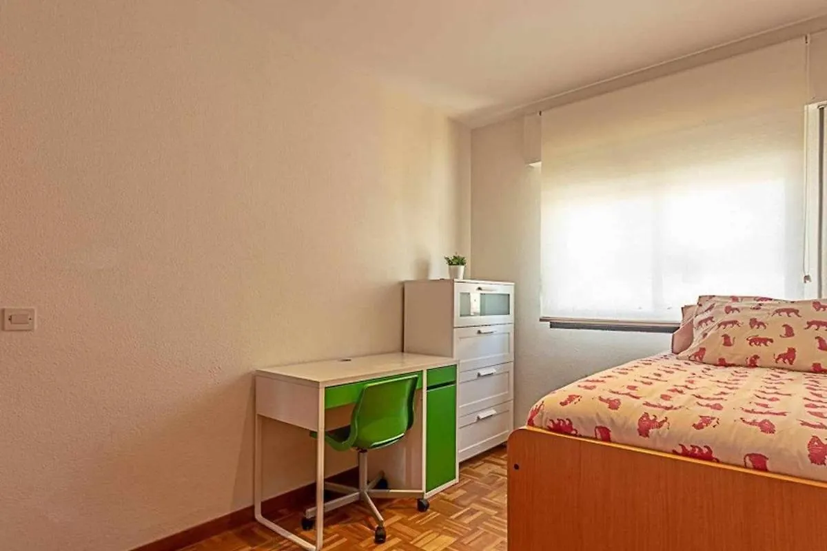 797 Holiday Rentals - Adosado Para 6 A 1 Min De La Playa Carihuela Torremolinos Holiday home