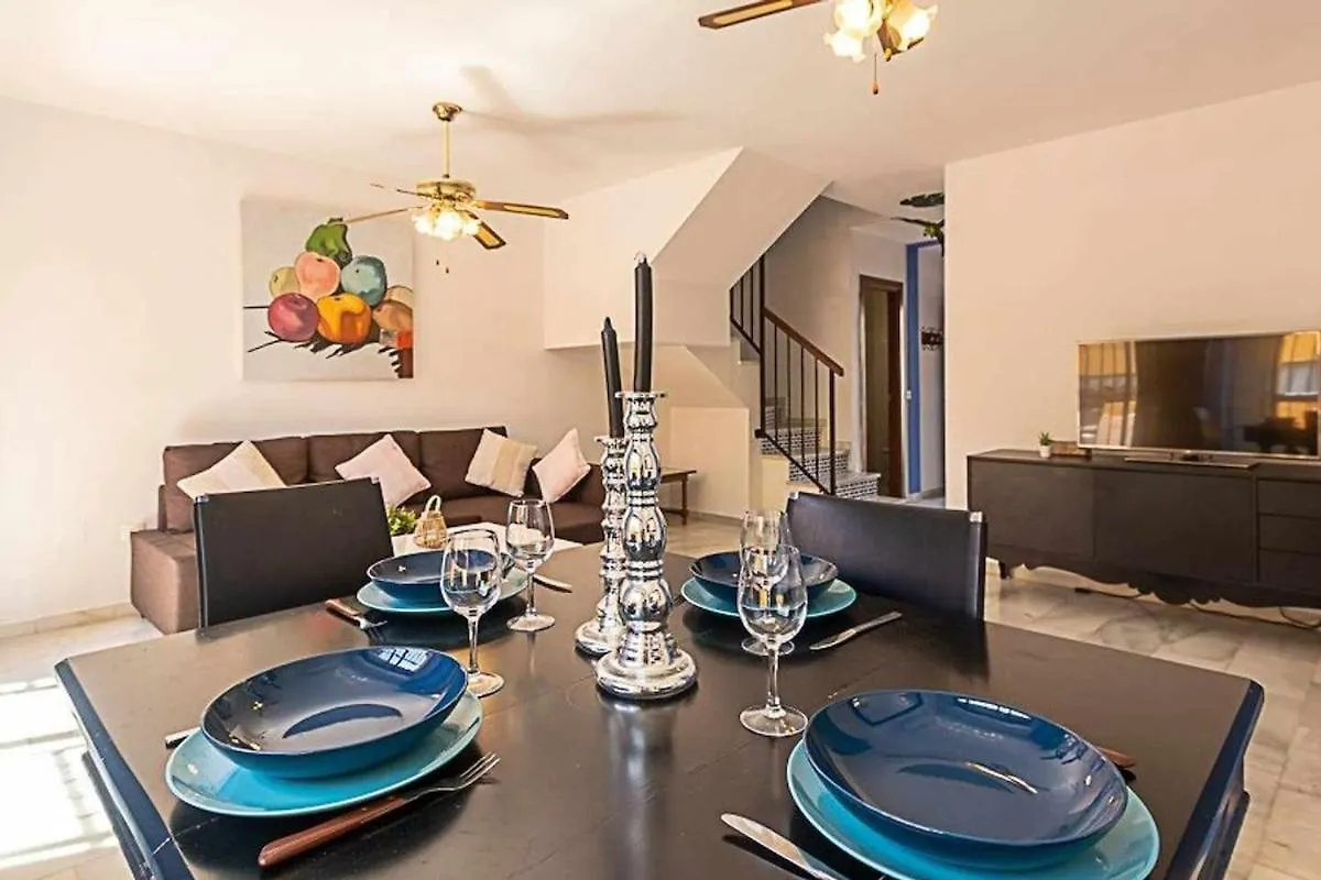 797 Holiday Rentals - Adosado Para 6 A 1 Min De La Playa Carihuela Torremolinos