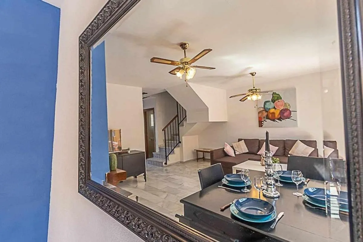 797 Holiday Rentals - Adosado Para 6 A 1 Min De La Playa Carihuela Torremolinos 0*,  Spain